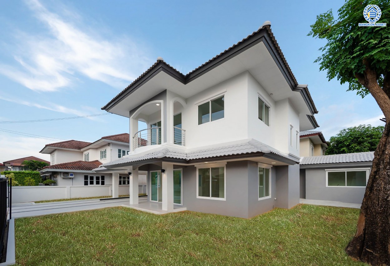 บ้านมือสองตกแต่งใหม่ โครงการ ประดับดาว5-6 ท่าอิฐ ตกแต่งครบครัน พร้อมอยู่ เนื้อที่ 69.7 ตร.ว. ฟังก์ชัน 4 ห้องนอน 2 ห้องน้ำ จอดรถได้ 2 คัน พื้นที่ใช้สอยกว้างขวาง บนทำเลที่ดีที่สุด เชื่อมต่อได้หลายเส้นทาง ใกล้รถไฟฟ้าสายสีม่วง "สถานีบางรักน้อยท่าอิฐ"